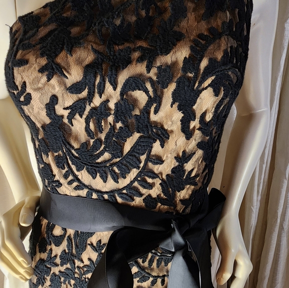 Tadashi Shoji one shoulder black lace cocktail party maxi dress 2 - Picture 9 of 13